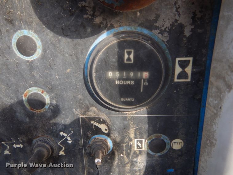 image for item DL6370 1993 Genie 7-45/22  boom lift