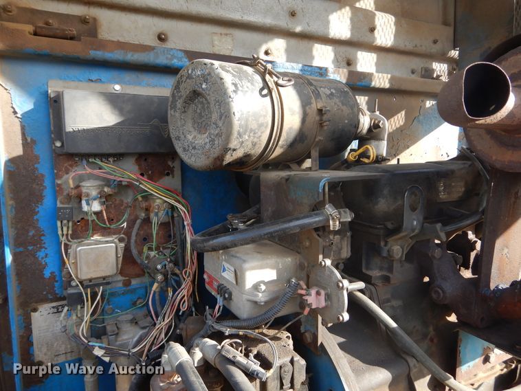 image for item DL6370 1993 Genie 7-45/22  boom lift