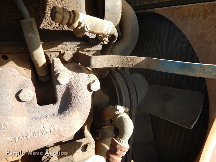 image for item DL6370 1993 Genie 7-45/22  boom lift