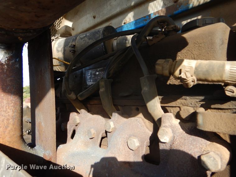 image for item DL6370 1993 Genie 7-45/22  boom lift