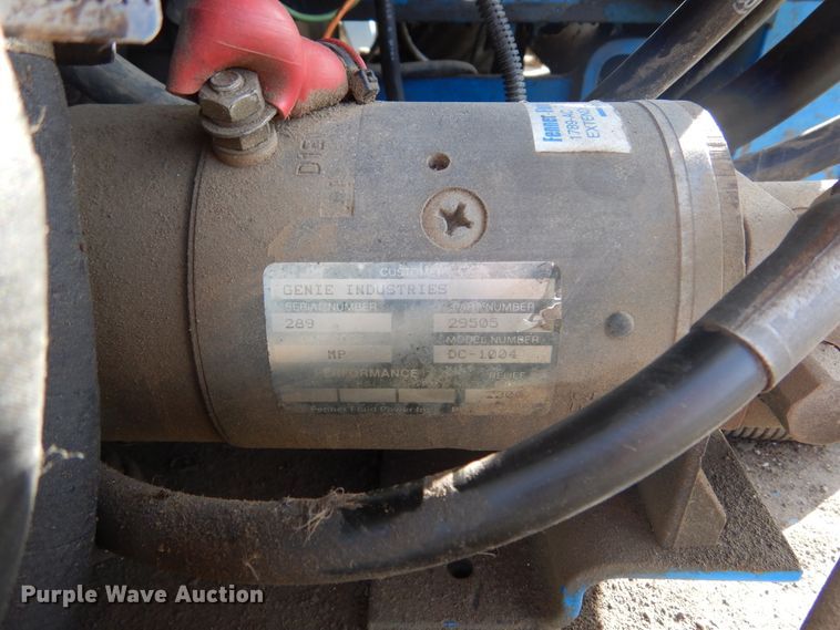 image for item DL6370 1993 Genie 7-45/22  boom lift