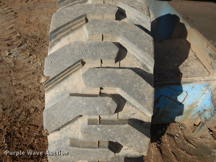 image for item DL6370 1993 Genie 7-45/22  boom lift