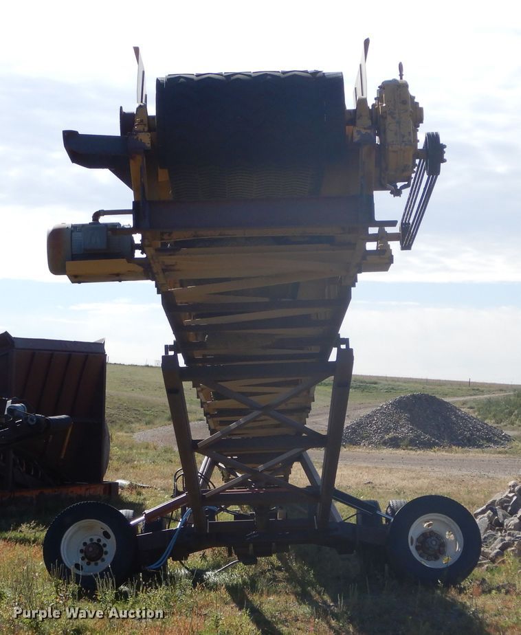 image for item DL6373 Athey  radial stacking conveyor