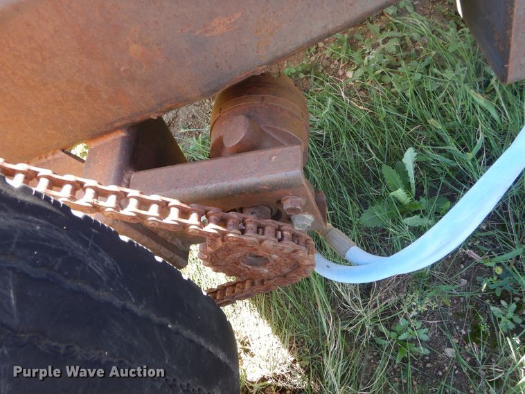 image for item DL6373 Athey  radial stacking conveyor