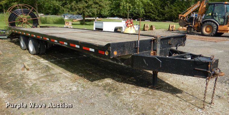 image for item DM0006 1988 Towmaster  equipment trailer