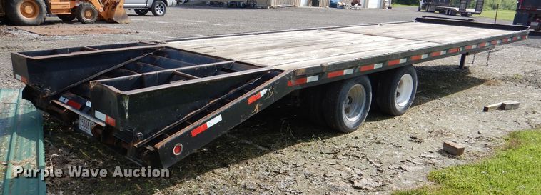 image for item DM0006 1988 Towmaster  equipment trailer