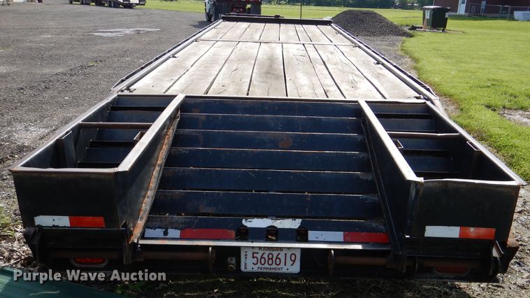 image for item DM0006 1988 Towmaster  equipment trailer