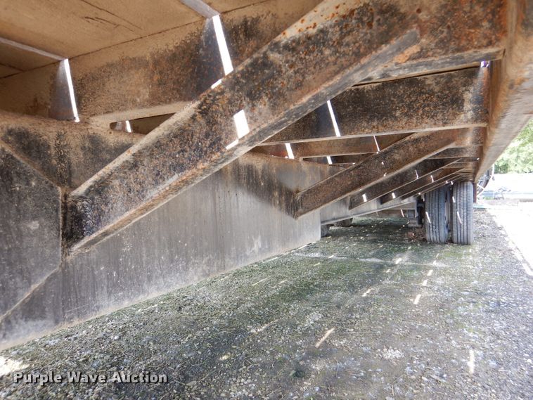 image for item DM0006 1988 Towmaster  equipment trailer