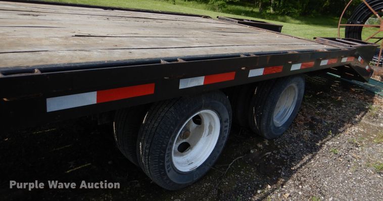image for item DM0006 1988 Towmaster  equipment trailer