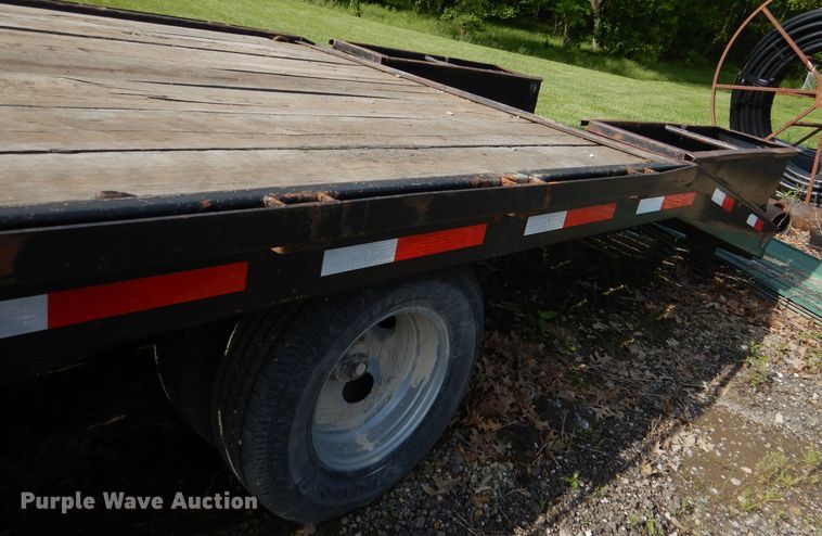 image for item DM0006 1988 Towmaster  equipment trailer