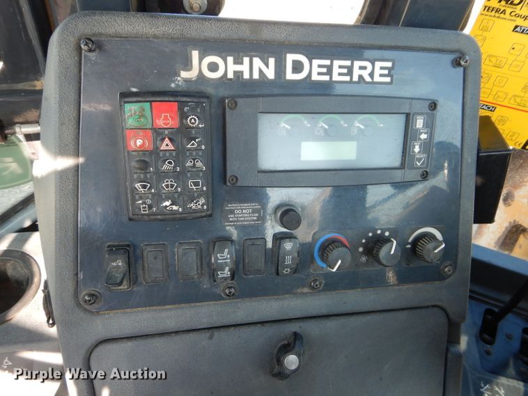 image for item DM0625 2014 John Deere 310SK  backhoe