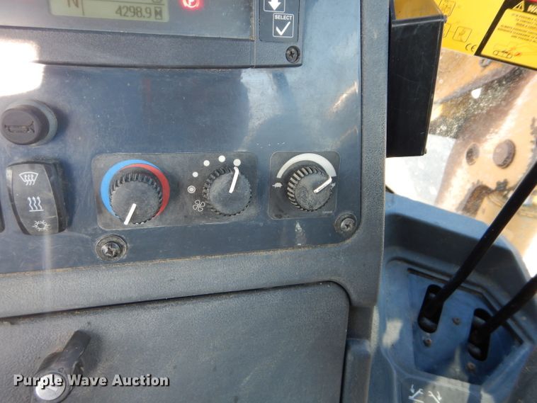 image for item DM0625 2014 John Deere 310SK  backhoe