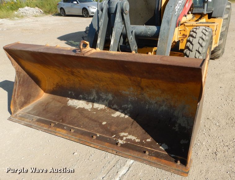 image for item DM0625 2014 John Deere 310SK  backhoe