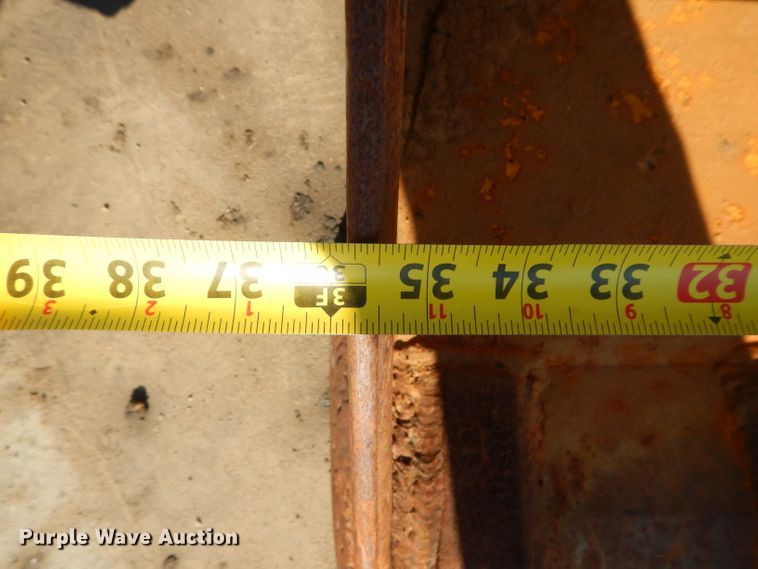 image for item DM0629 John Deere 36"W backhoe bucket