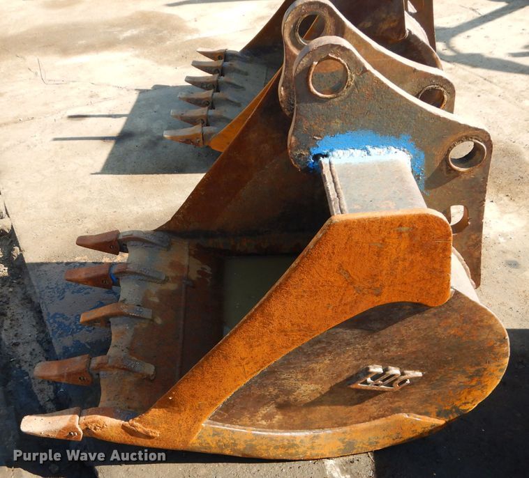 image for item DM0630 Tag 30"W backhoe bucket