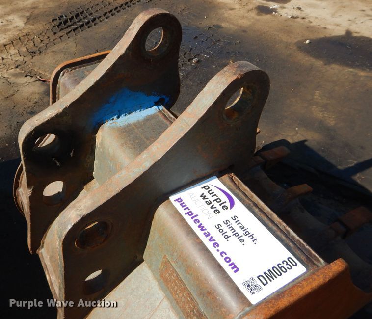 image for item DM0630 Tag 30"W backhoe bucket