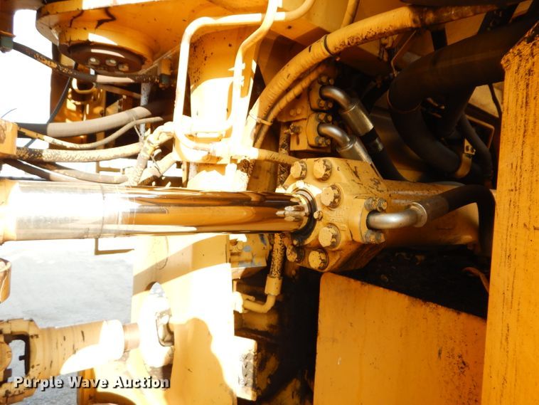 image for item DM4376 2001 Caterpillar 844  wheel dozer