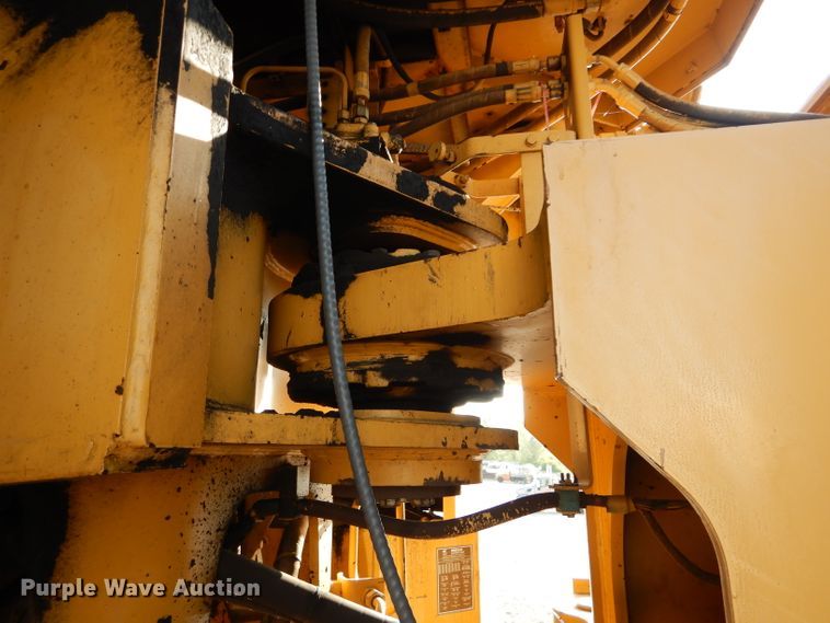 image for item DM4376 2001 Caterpillar 844  wheel dozer