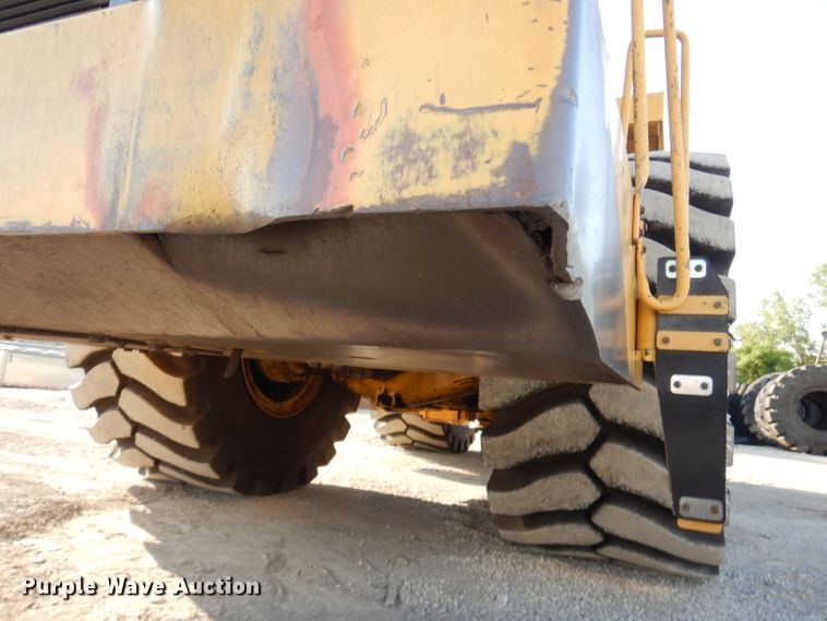 image for item DM4376 2001 Caterpillar 844  wheel dozer