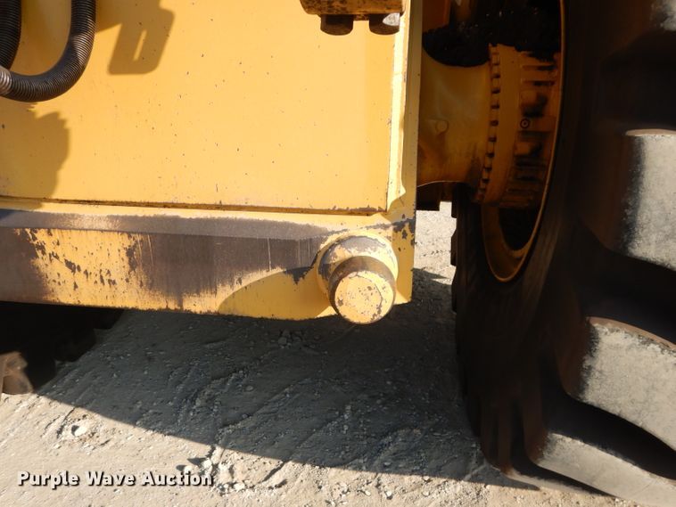 image for item DM4376 2001 Caterpillar 844  wheel dozer