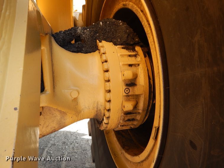 image for item DM4376 2001 Caterpillar 844  wheel dozer