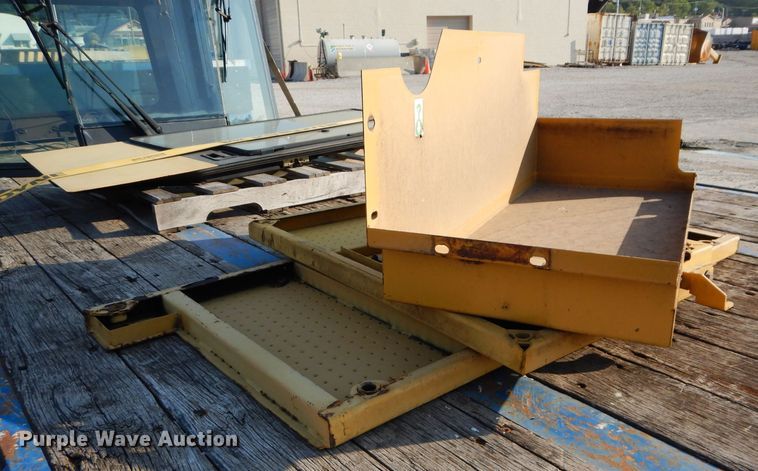 image for item DM4376 2001 Caterpillar 844  wheel dozer