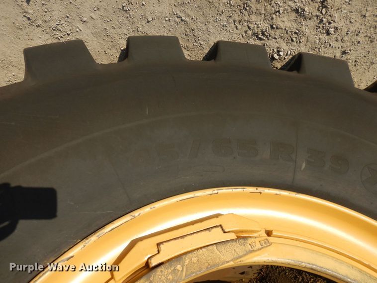 image for item DM4376 2001 Caterpillar 844  wheel dozer