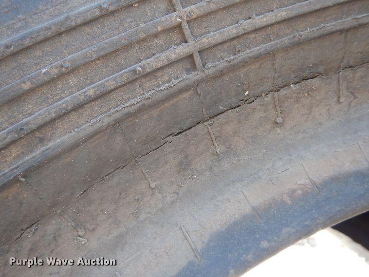 image for item DM4378 (4) Radar 45/65-45 dozer tires