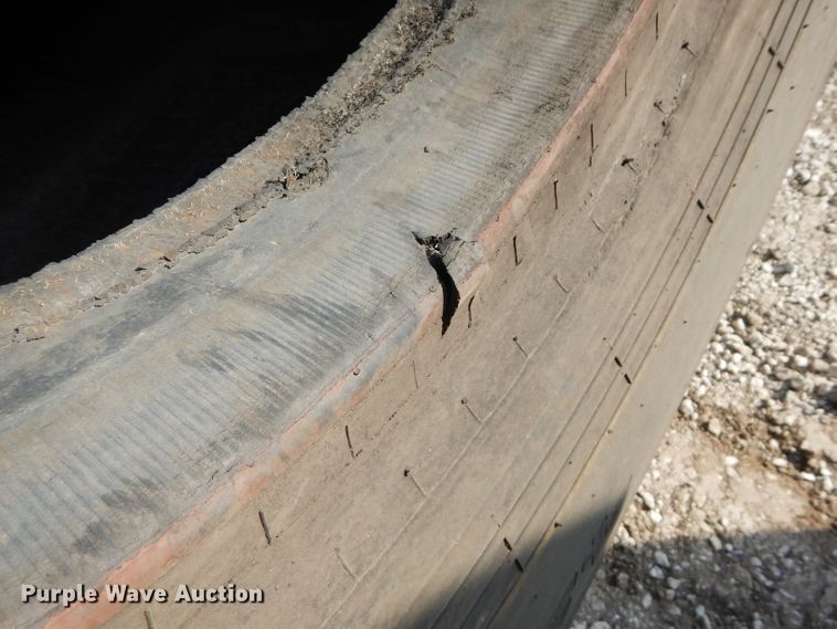 image for item DM4378 (4) Radar 45/65-45 dozer tires