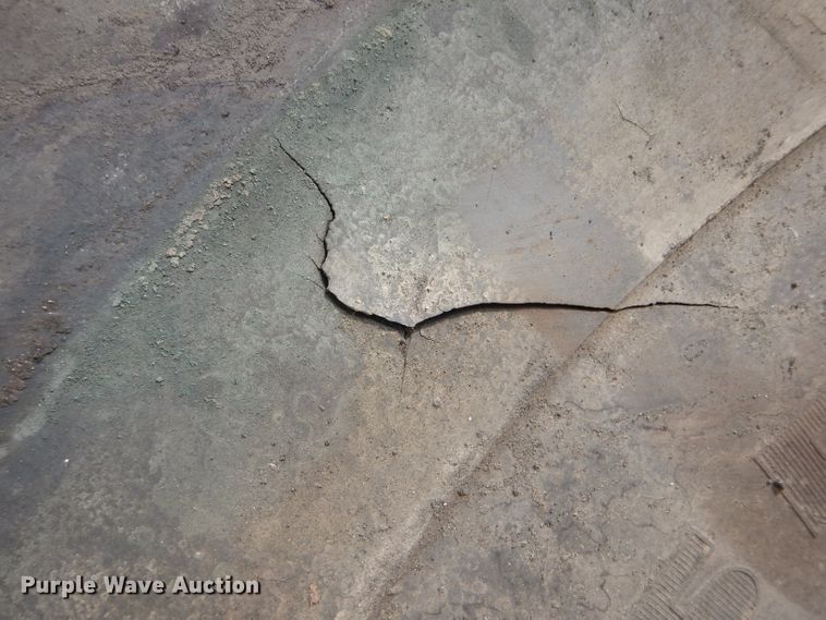 image for item DM4380 (4) Michelin 45/65R39 dozer tires