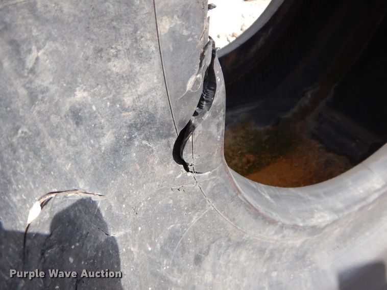 image for item DM4380 (4) Michelin 45/65R39 dozer tires