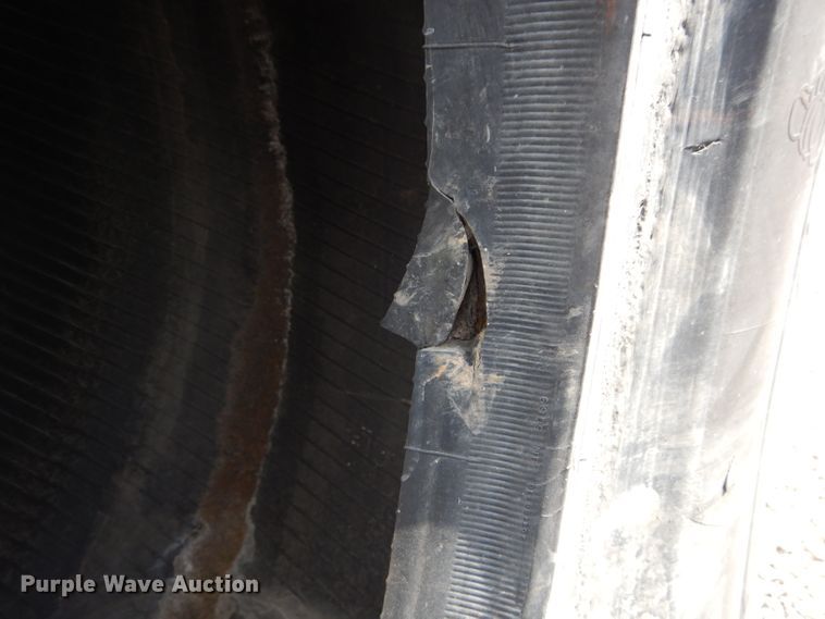 image for item DM4380 (4) Michelin 45/65R39 dozer tires