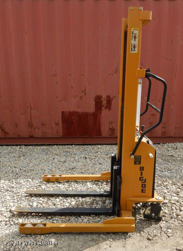 image for item DM4382 Big Joe M-2962  order picker