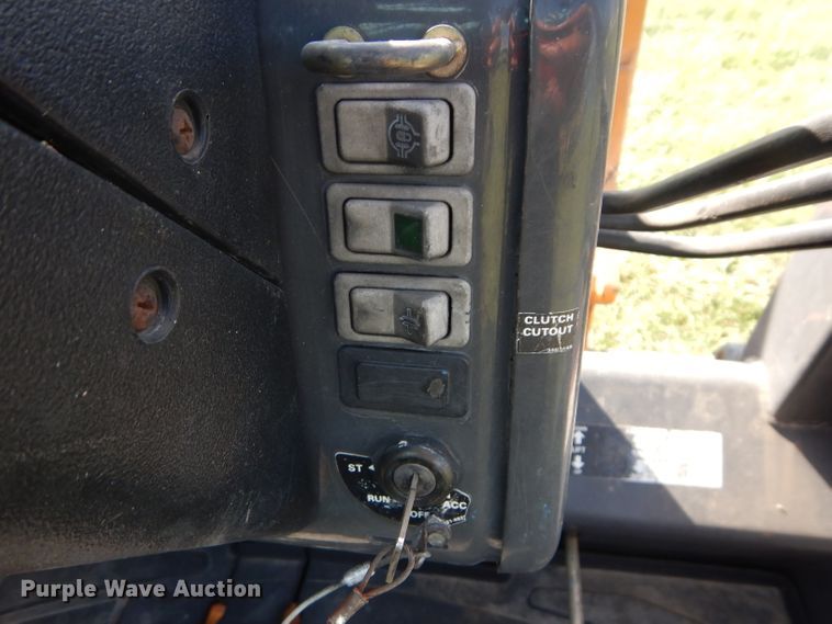 image for item DM4383 2010 Case 586G  forklift