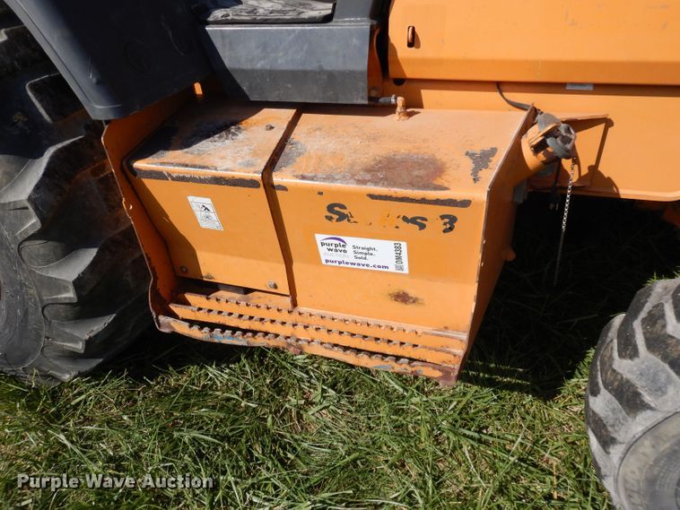 image for item DM4383 2010 Case 586G  forklift