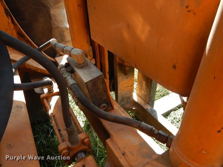 image for item DM4383 2010 Case 586G  forklift