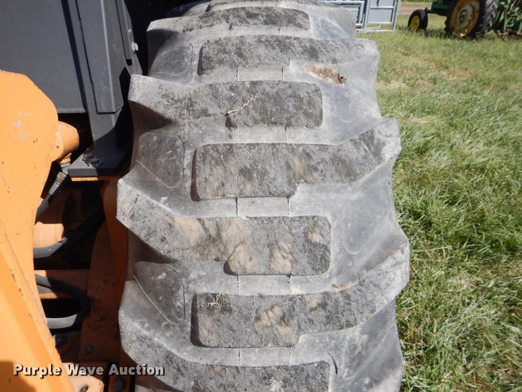 image for item DM4383 2010 Case 586G  forklift