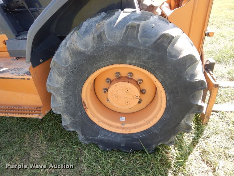 image for item DM4383 2010 Case 586G  forklift