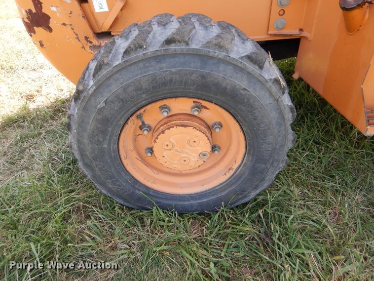 image for item DM4383 2010 Case 586G  forklift