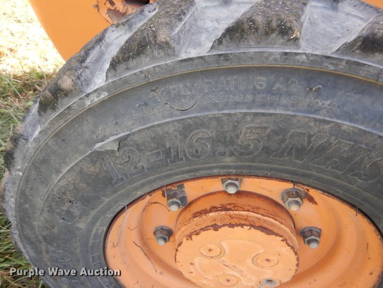 image for item DM4383 2010 Case 586G  forklift