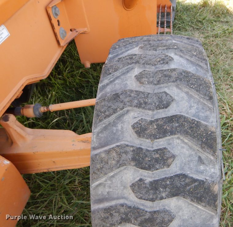 image for item DM4383 2010 Case 586G  forklift