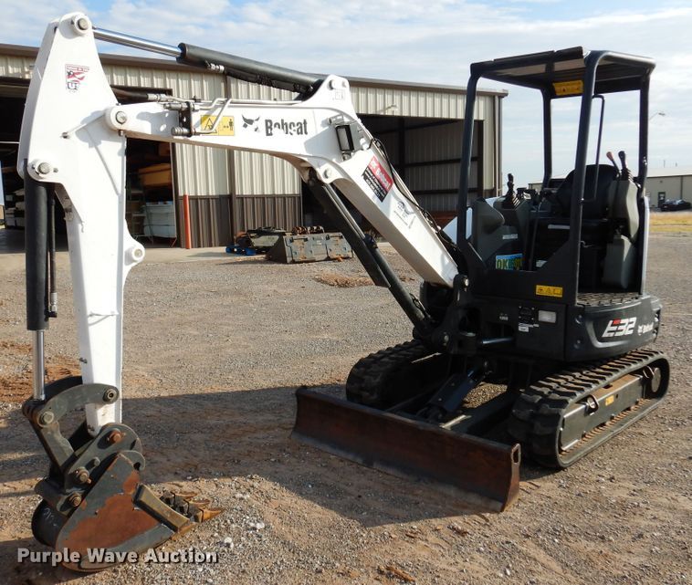 image for item DM5119 2019 Bobcat E32I  mini excavator