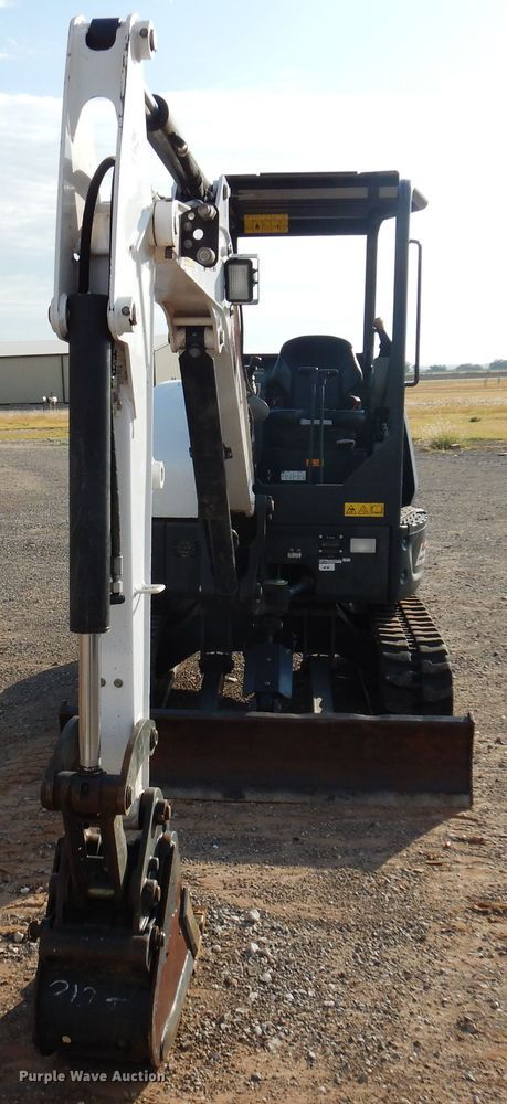 image for item DM5119 2019 Bobcat E32I  mini excavator