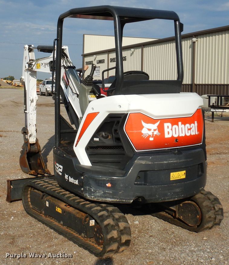 image for item DM5119 2019 Bobcat E32I  mini excavator