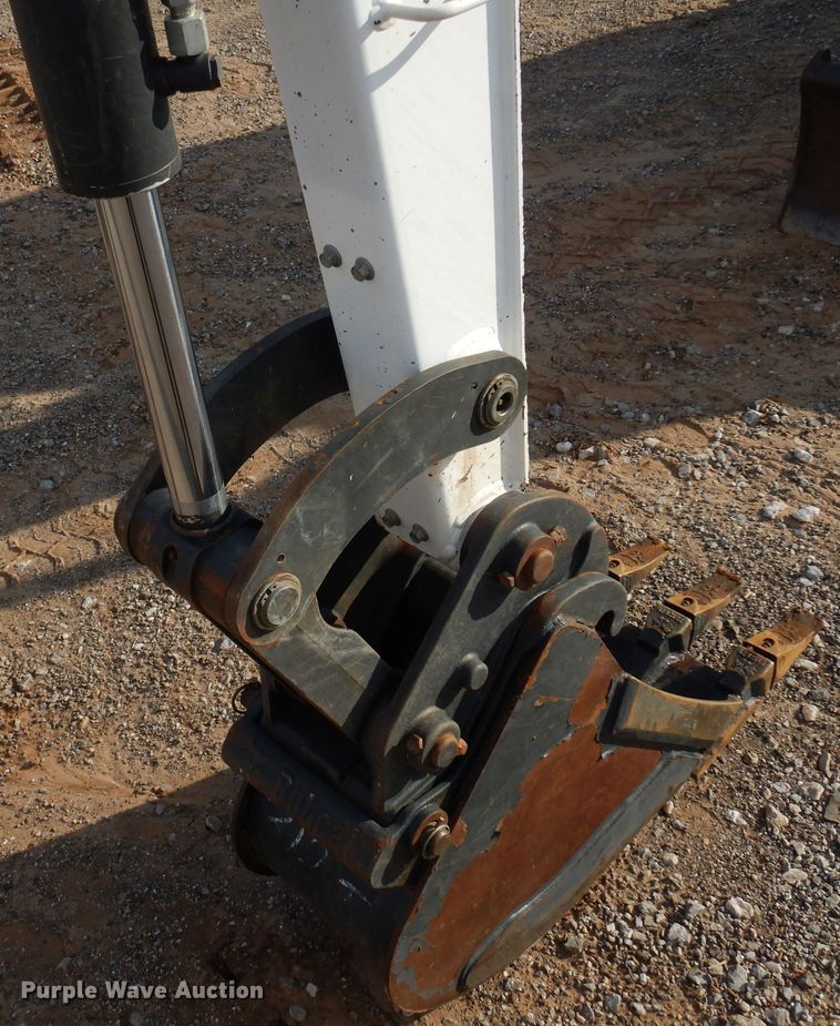 image for item DM5119 2019 Bobcat E32I  mini excavator