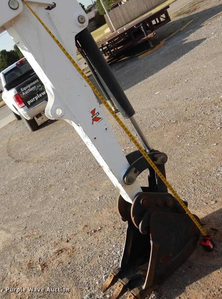 image for item DM5119 2019 Bobcat E32I  mini excavator