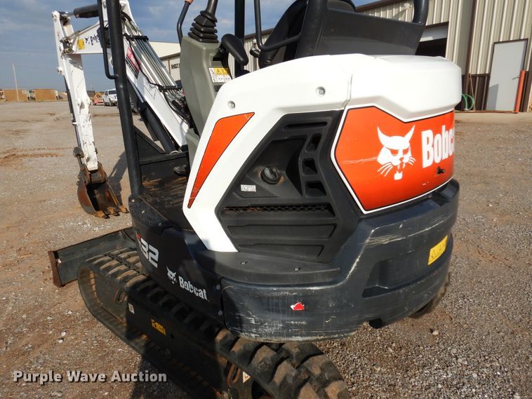 image for item DM5119 2019 Bobcat E32I  mini excavator