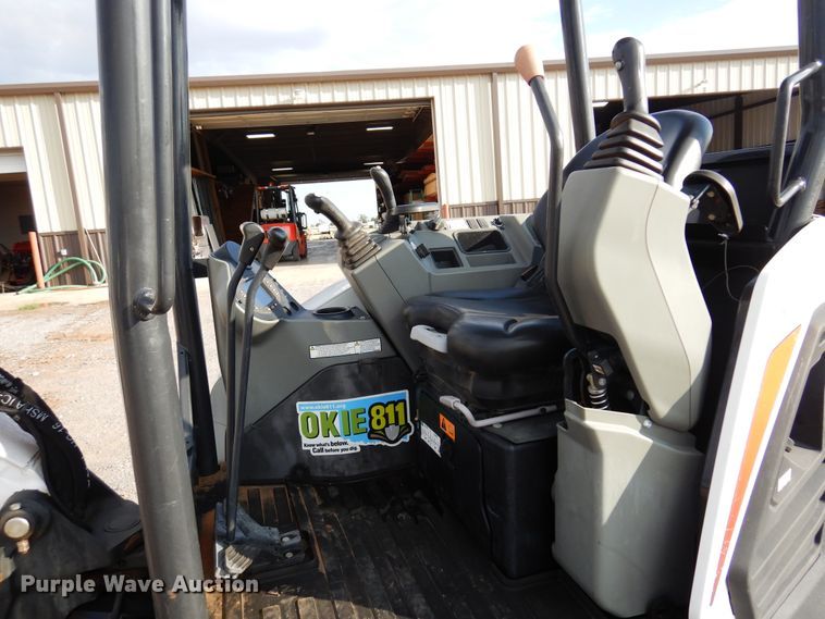 image for item DM5119 2019 Bobcat E32I  mini excavator