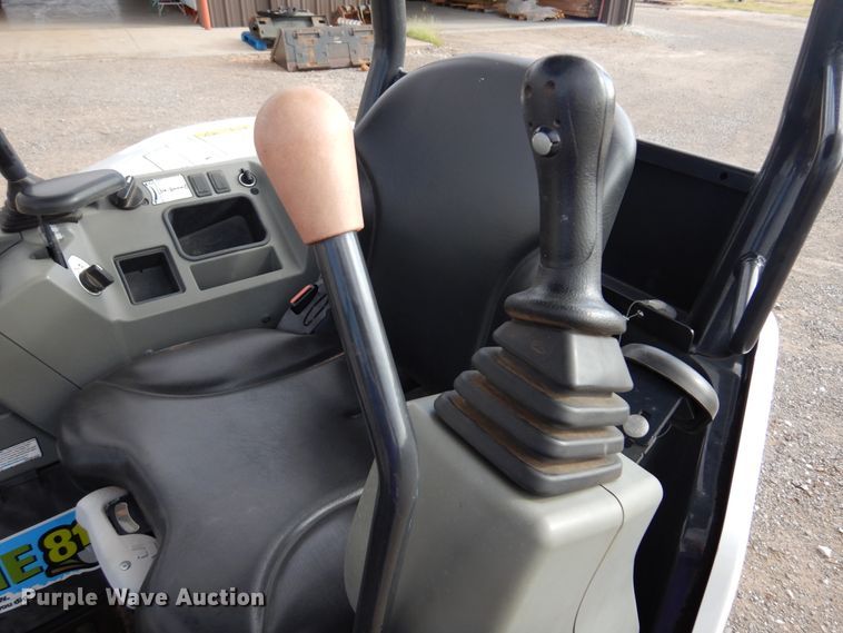 image for item DM5119 2019 Bobcat E32I  mini excavator