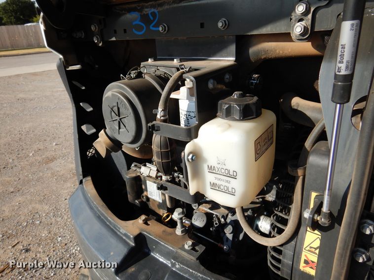 image for item DM5119 2019 Bobcat E32I  mini excavator